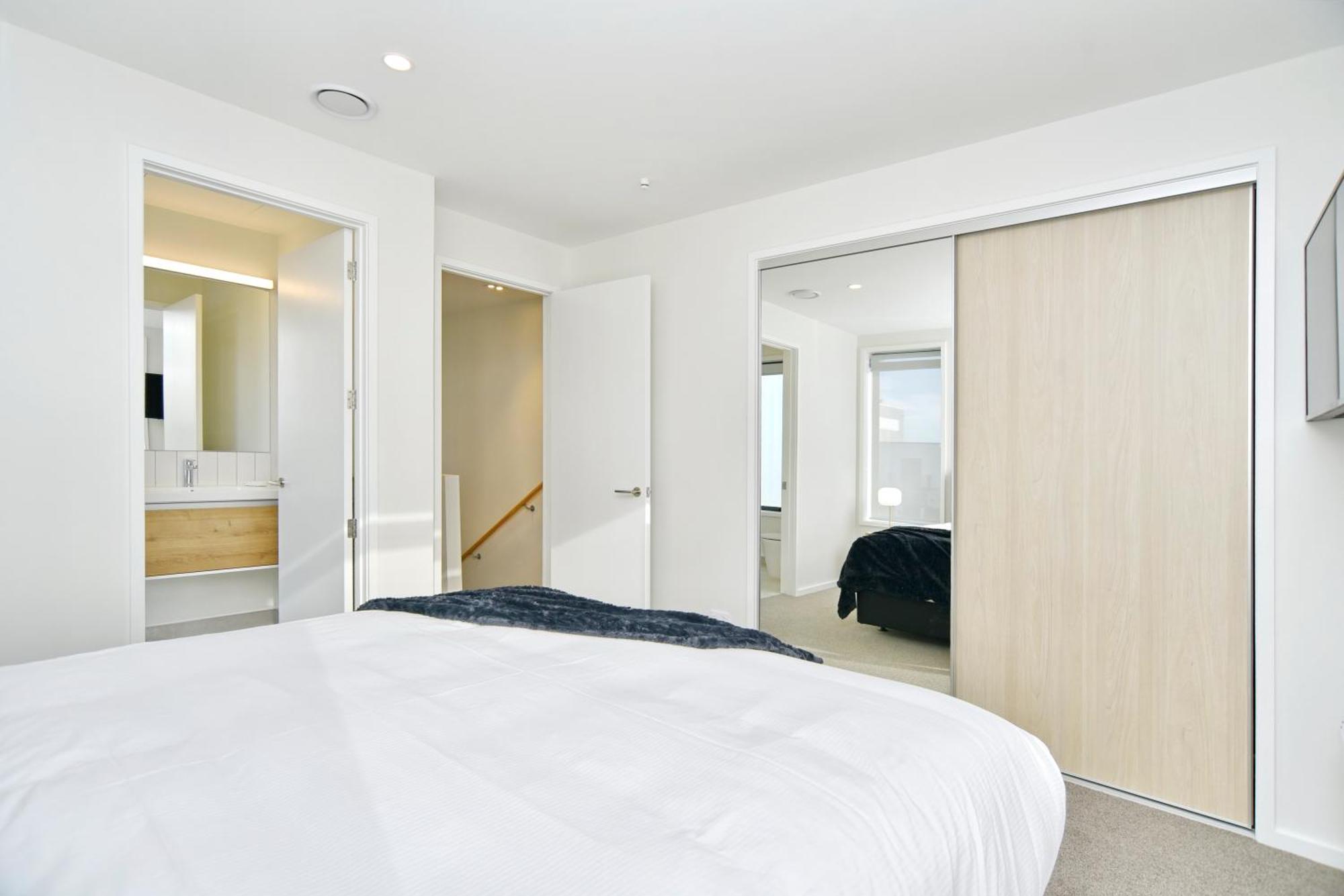 Hereford St Apartment - Christchurch Holiday Homes Εξωτερικό φωτογραφία